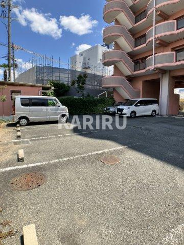 アビタ山本放出西の駐車場