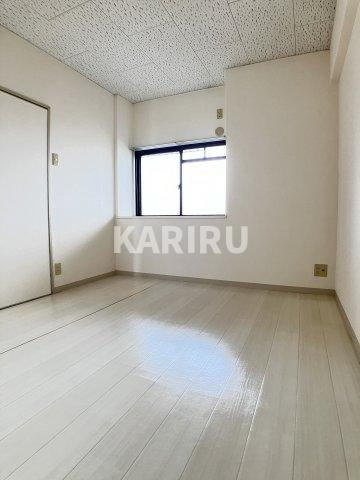 アビタ山本放出西の洋室