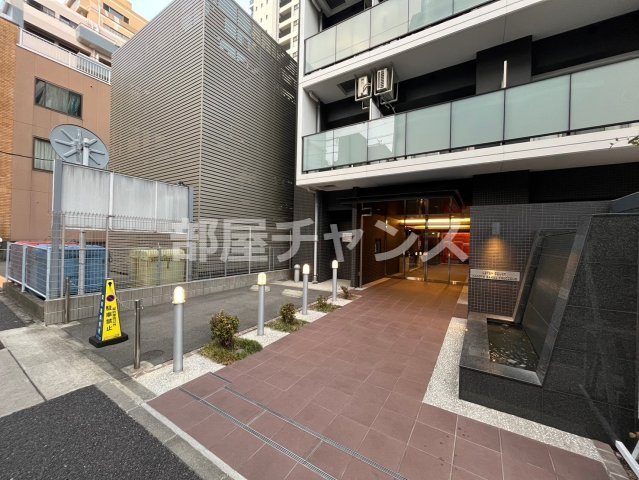 エステムコート名古屋栄プレシャスの駐車場