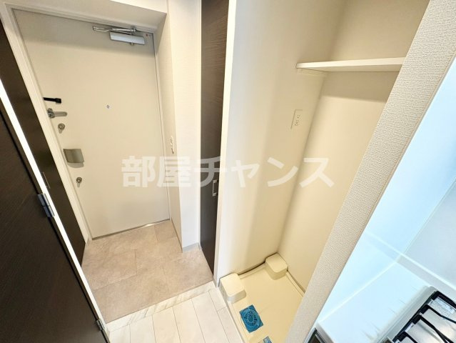 エステムコート名古屋栄プレシャスの玄関