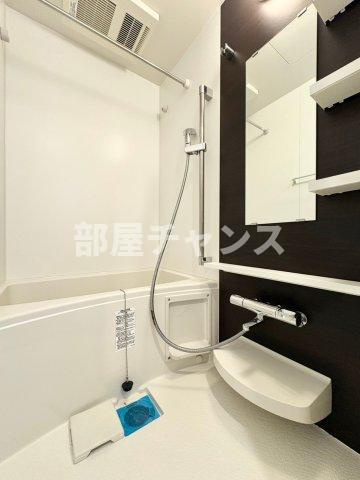 エステムコート名古屋栄プレシャスの浴室