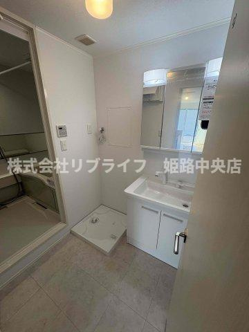 ハイムメゾン白鳥台の洗面所