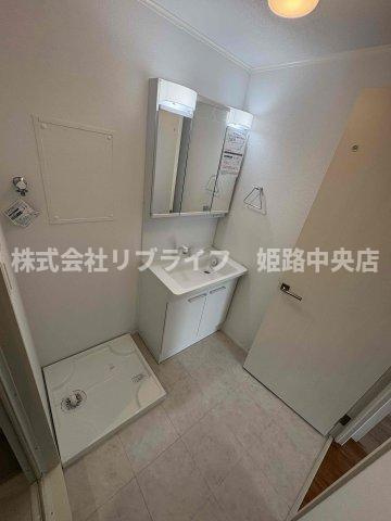 ハイムメゾン白鳥台の洗面所