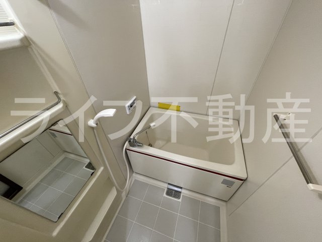 メゾン瓜生堂の浴室|お風呂です