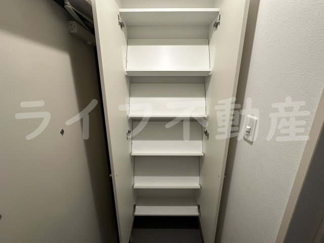 ルミエール若江岩田の収納