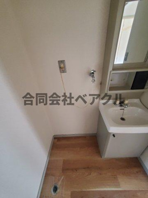 【洗面所】 | パティオインB棟 | 明るい洗面所です