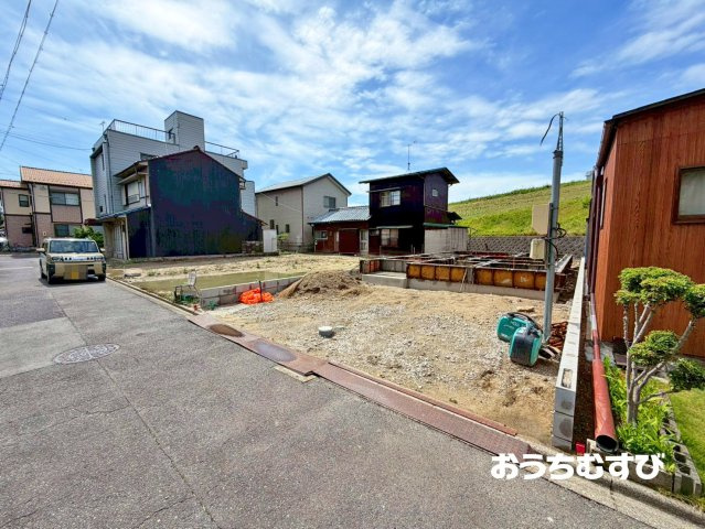 守山区瀬古11504①(全1棟)の前面道路含む現地写真