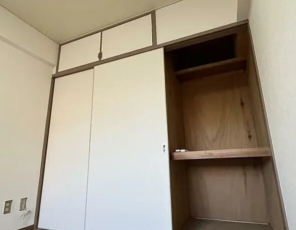 梨苑マンションの収納