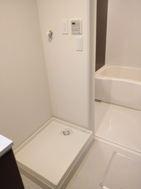 ＧＲＡＮＤ　ＬＵＸＥ　目白　ＥＡＳＴの洗面所|★室内洗濯機置き場★