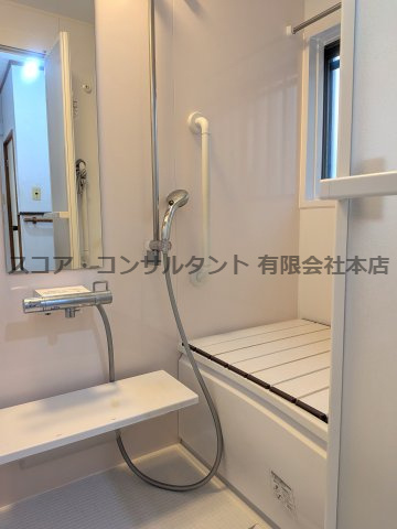 上溝中古戸建の浴室|日々の疲れを癒すお風呂付です