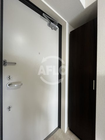 インザグレイス新大阪ソレアードの玄関|玄関