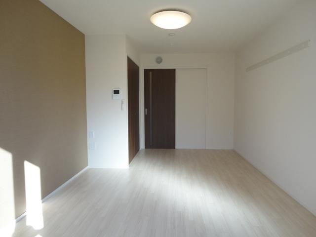 Ｐｅｔｉｔｅ　Ｌｕｍｉｅｒｅの居間・リビング