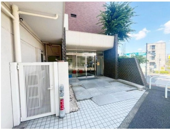 ★仲介手数料無料★松見坂武蔵野マンション（新規リノベーション工事中）のエントランス