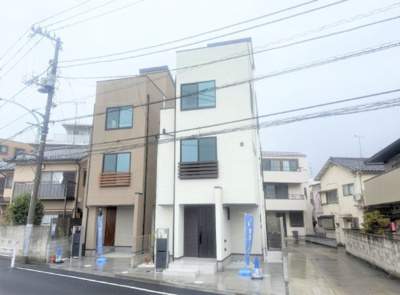 【外観】 | 【仲介手数料５００万円が無料！！】■二子玉川駅７分■花火会場が目の前■南道路■陽当り良好 | 【諸費用５００万円ＯＦＦ！！】
家計応援サービスの限界に挑戦中！
■二子玉川駅７分
■広い屋上で花火大会が目の前で開催されます
■南道路面
■陽当り良好
■耐震等級最高評価
■省エネ性能ラベル