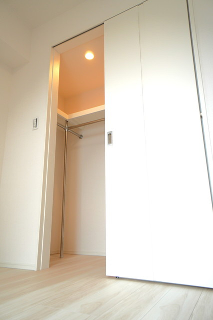 アヴァンカーサ町屋の収納|※写真は同タイプ住戸です。