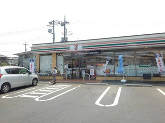【周辺】 | サンライトハウスＢ | セブンイレブン小山東間々田店まで700m