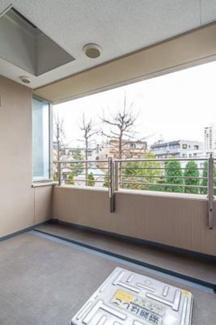 【バルコニー】 | パークアクシス恵比寿 | ※写真は同タイプ住戸です。