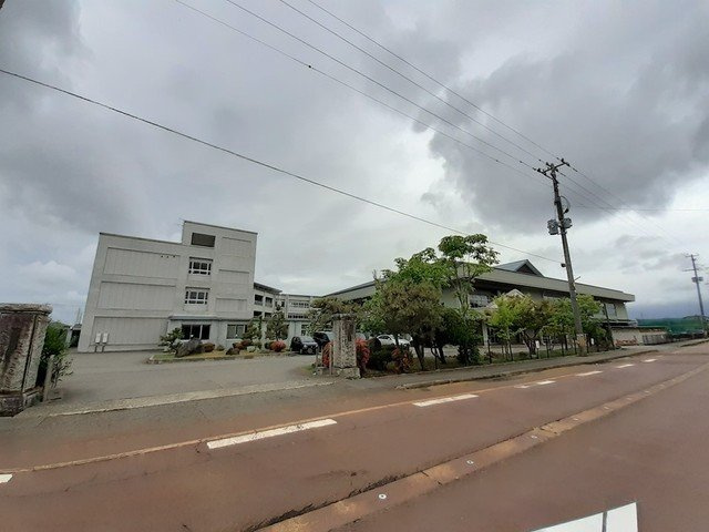 セレーブルＡの周辺|燕中学校まで100m