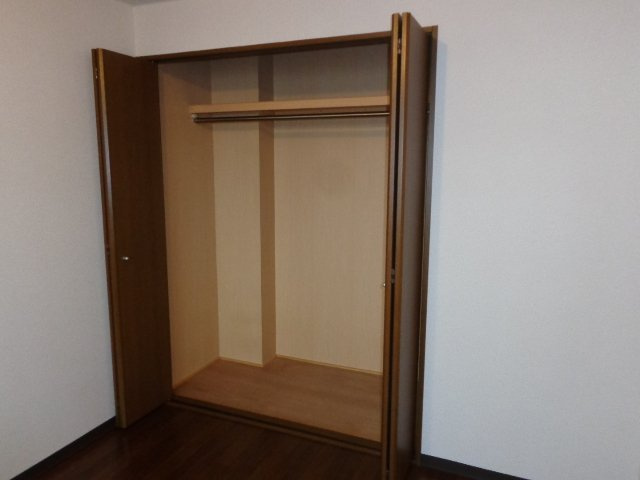 インペリアルコート岡田の収納|収納