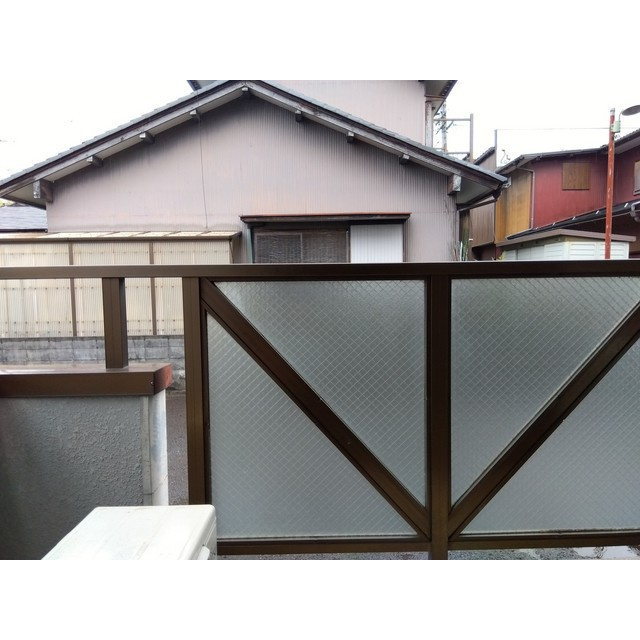 ハイツ島塚のバルコニー