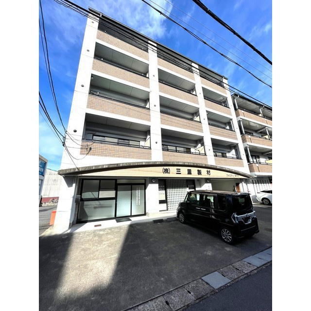岐阜市清本町１丁目のアパート