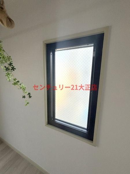 大阪市港区弁天４丁目の賃貸マンションの居間・リビング