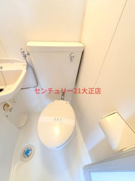 大阪市港区弁天４丁目の賃貸マンションのトイレ
