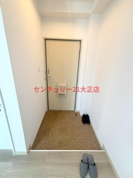 大阪市港区弁天４丁目の賃貸マンションの玄関