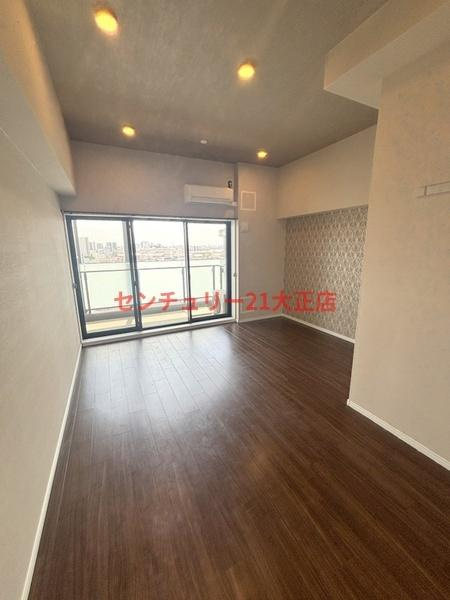 大阪市港区南市岡２丁目の賃貸マンションの洋室