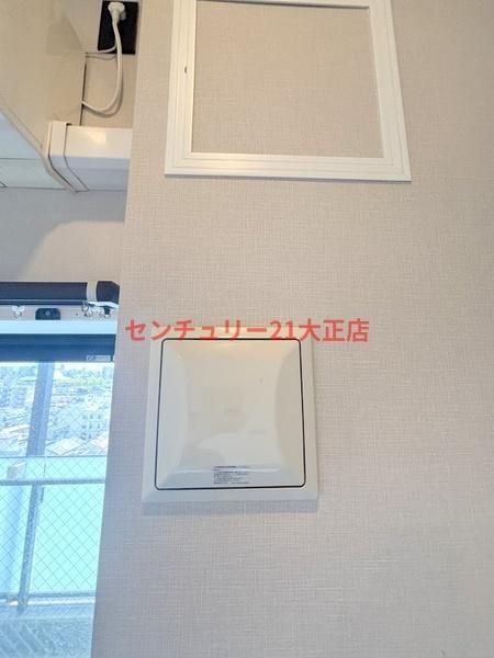 大阪市港区南市岡２丁目の賃貸マンションの洋室