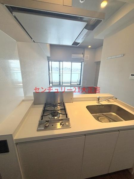 大阪市港区南市岡２丁目の賃貸マンションの居間・リビング