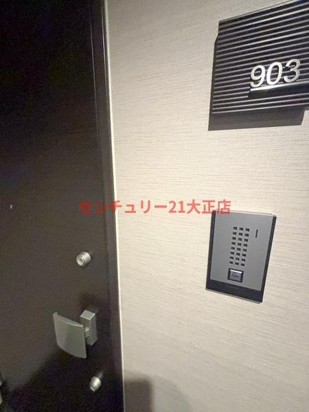 大阪市港区南市岡２丁目の賃貸マンションの玄関