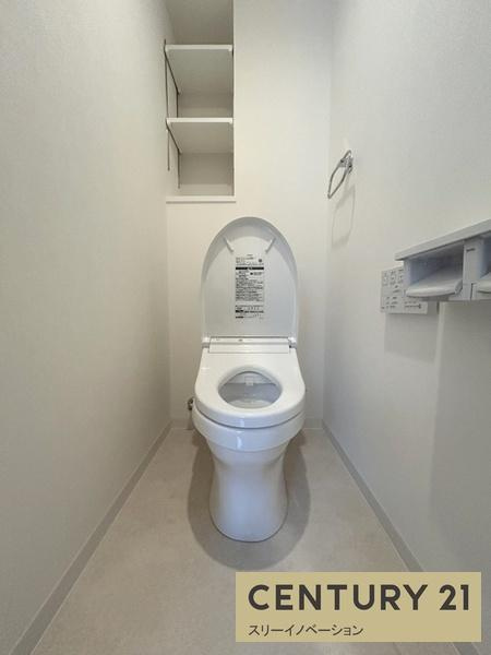 大阪市大正区三軒家東５丁目の賃貸マンションのトイレ|ウォシュレット付き！