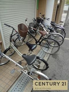 エスポワール波除の駐車場