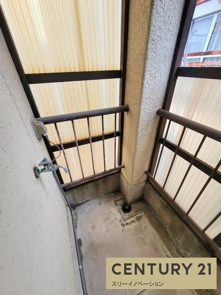三軒家東1丁目ビルのバルコニー|★洗濯機置き場あり★