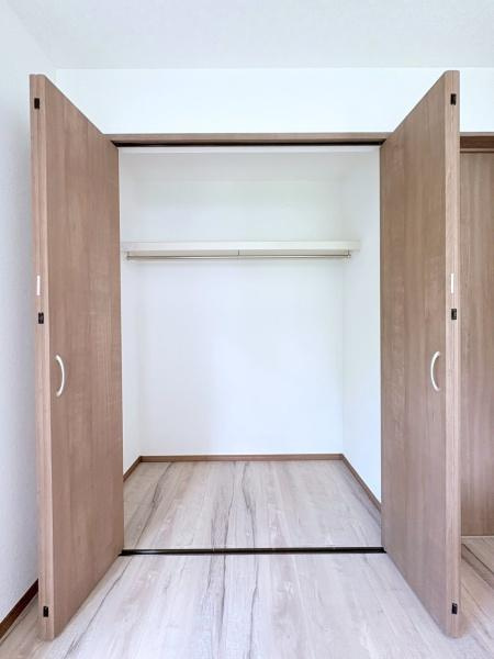 藤沢市遠藤の中古一戸建の収納