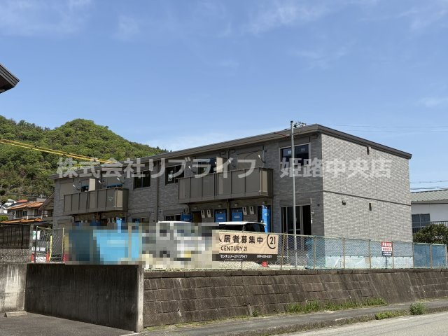 姫路市白鳥台３丁目のアパート