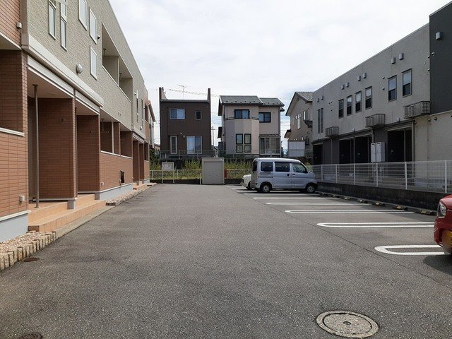第２　レイク　ヴィレッジの駐車場