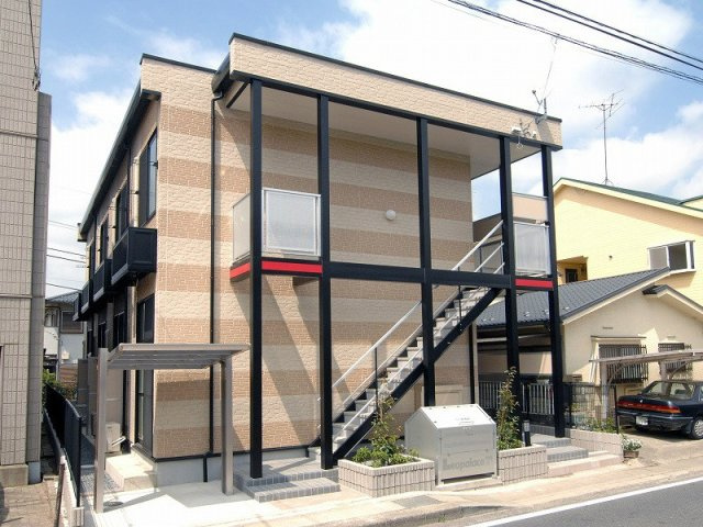 レオパレスリトルマウンティンⅢ