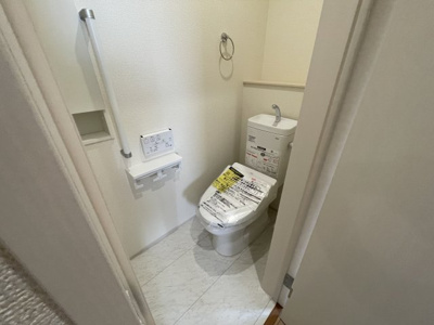 【トイレ】 | 【新築分譲住宅～GRAFARE～】山形市久野本　全3棟 | 【Toilet】
寛ぎだけではない、快適な生活を送る為に必要なもの。毎日使う場所だから、より快適な空間に仕上げられています。（同仕様施工例）