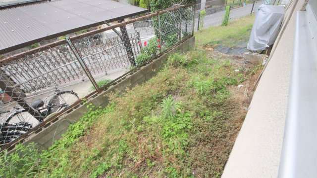 瀧タウンＢの庭