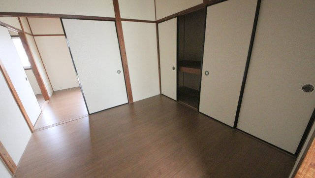 瀧タウンＢの居間・リビング