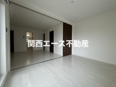 【寝室】 | トップヒル森河内