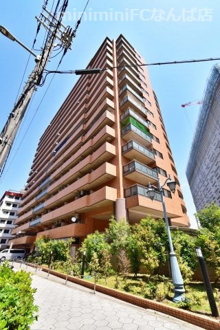 ライオンズシティ難波南の外観