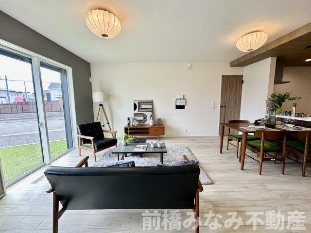 【新築平屋】高崎市下之城町1期　限定1棟　リナージュ　新築建売の居間・リビング|ゆったりとしたリビングです