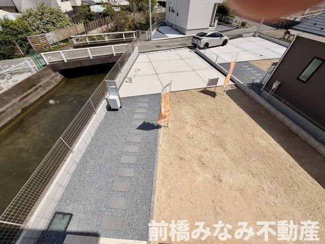 【新築】前橋市三河町２丁目24-1期　１号棟(全３棟)　リナージュ　新築建売分譲の駐車場|車をお持ちの方に嬉しい駐車場付きの物件です