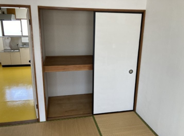 コーポ外原の収納