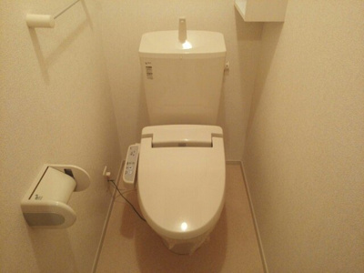 【トイレ】 | メゾン　ド　ソレアード | 落ち着いた色調のトイレです