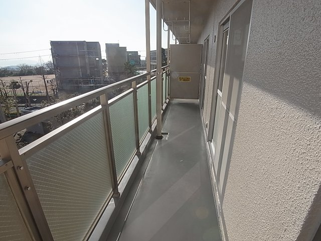 神戸市北区ひよどり台３丁目の賃貸マンションのバルコニー|日当たり良好の南向きバルコニー