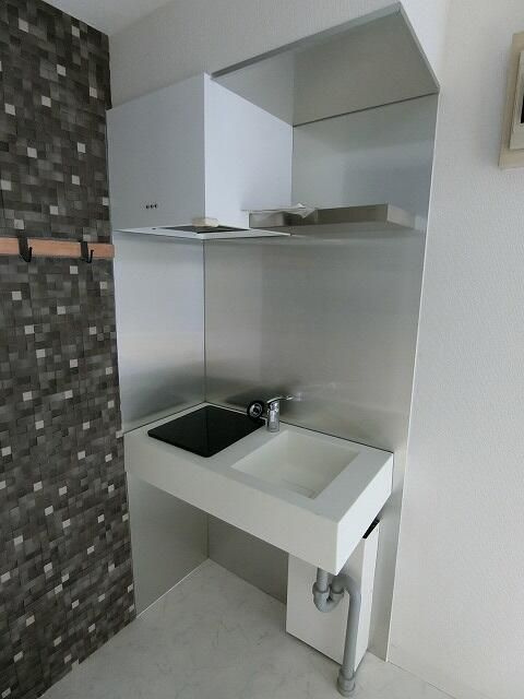 横浜市磯子区中原２丁目の賃貸マンションのキッチン